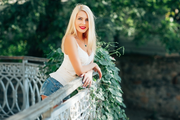 Tatyana 27 years old Ukraine Nikolaev (id: 280942)